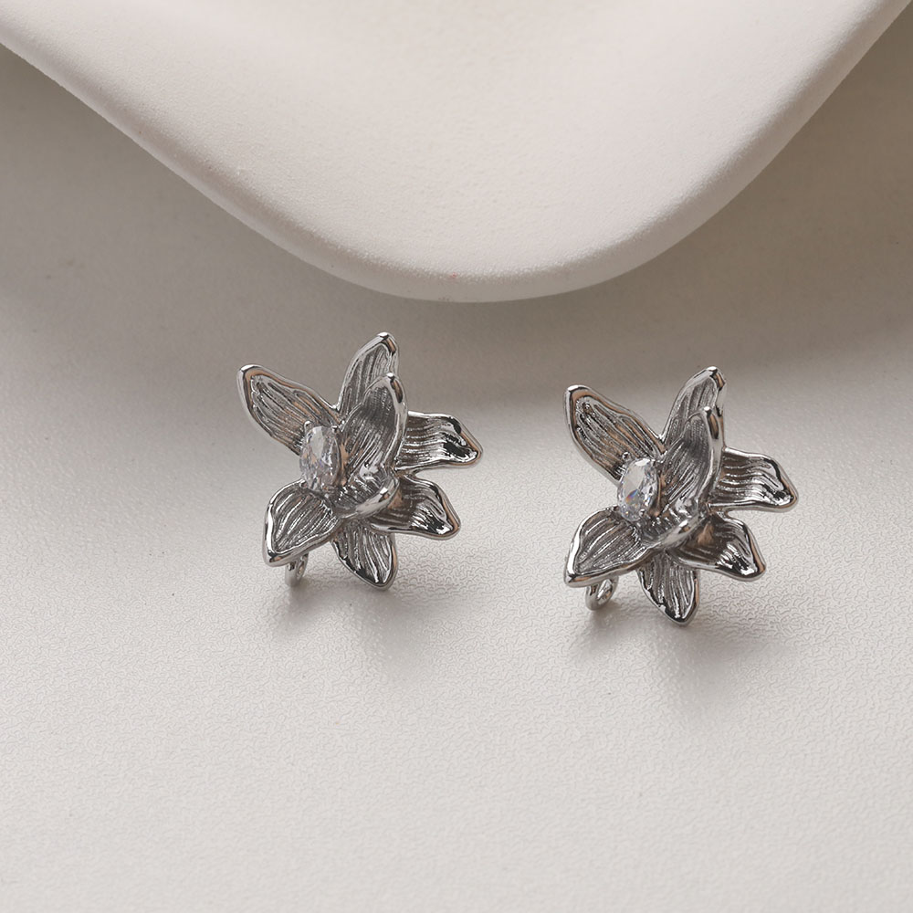 4 Buah Anting Kancing Telinga  - Flower Supplies ulasan dan harga